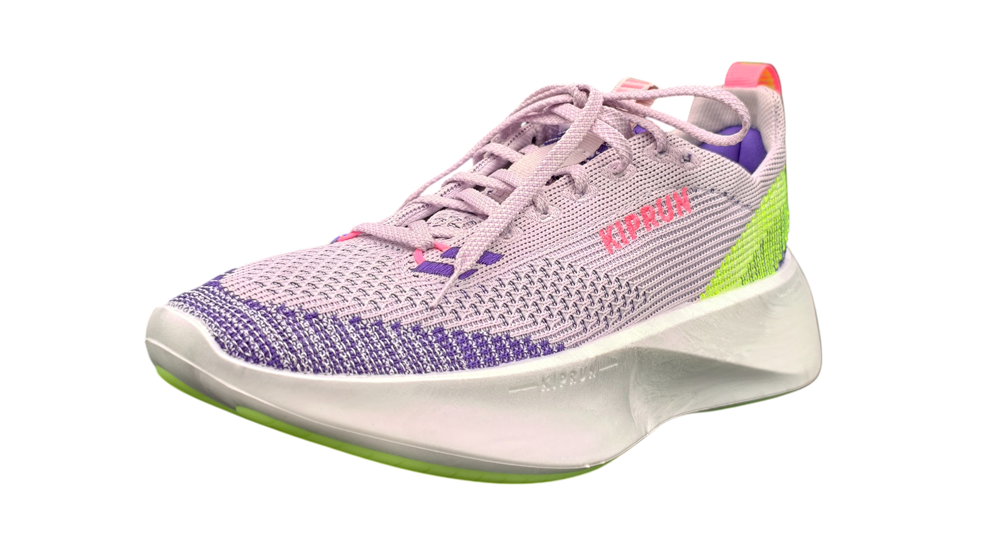 Sapatos de caminhada KIPRUN fabricados com a tecnologia MuCell.